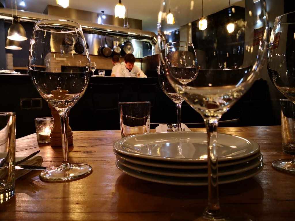 piatti bicchieri ristorante Ombra Milano