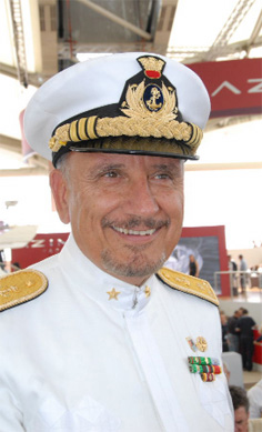 ammiraglio_Raimondo_Pollastrini_Comandante_Generale_Corpo_delle_Capitanerie_di_porto_-_Guardia_Costiera.jpg