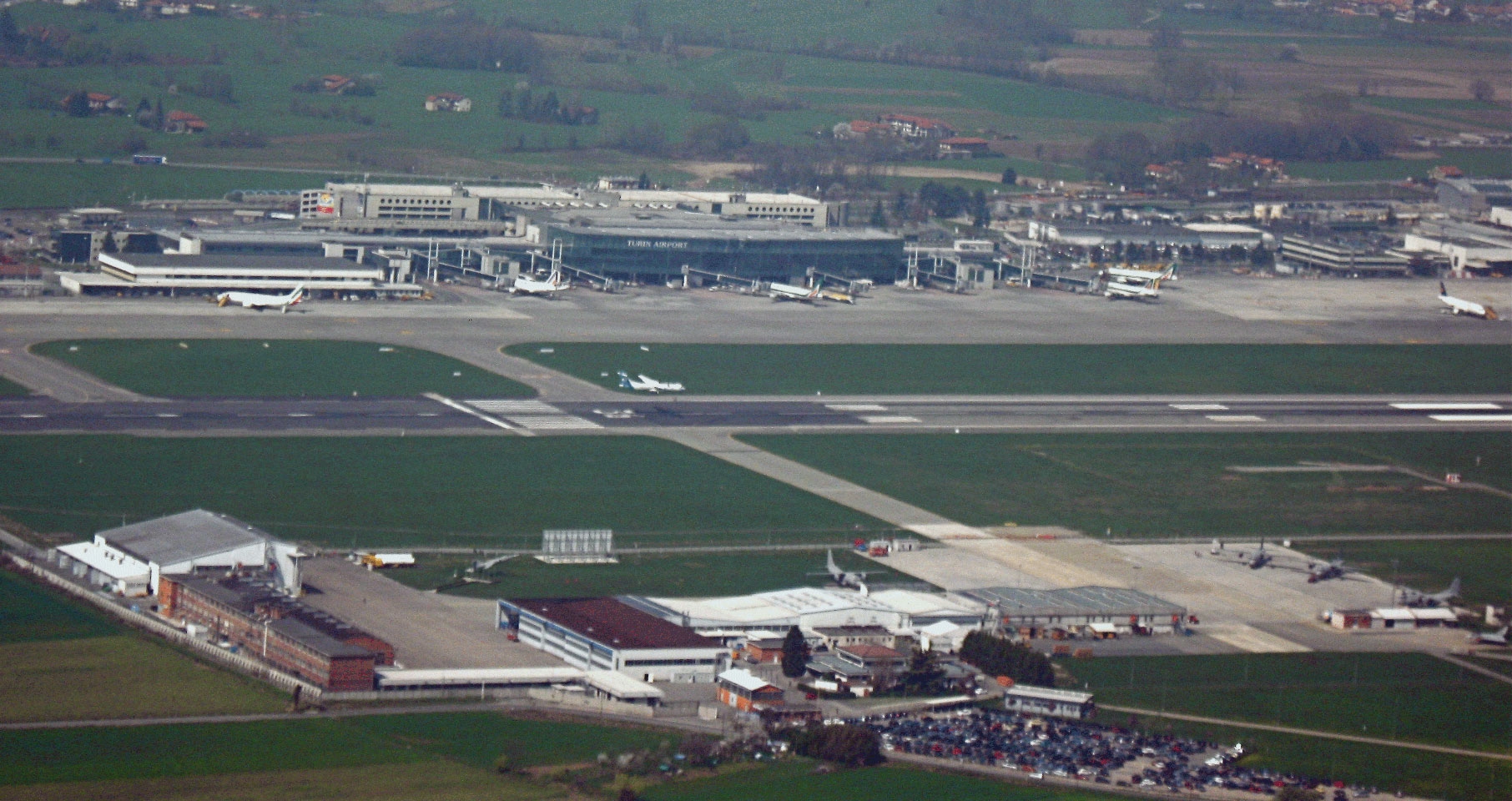 Vista aerea dell’aeroporto di Torino-Caselle