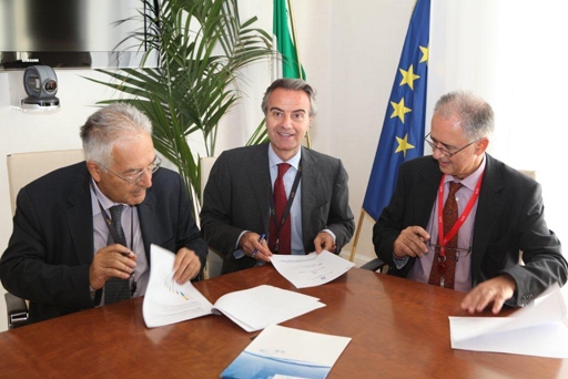 Il prof. Enrico Garaci, Luca Pani e Leonardo Vingiani